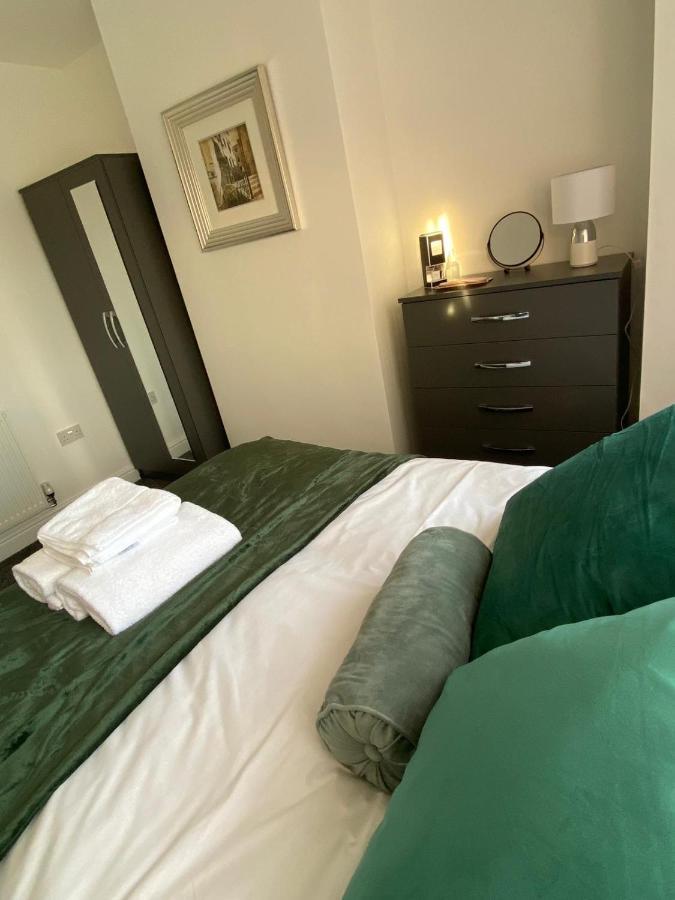 Battenhall House - 4 Bed Luxury Corporate Holiday home