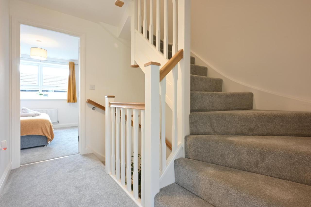 Luxury 4 Bed House With Gated Parking In The Heart Of Birmingham!