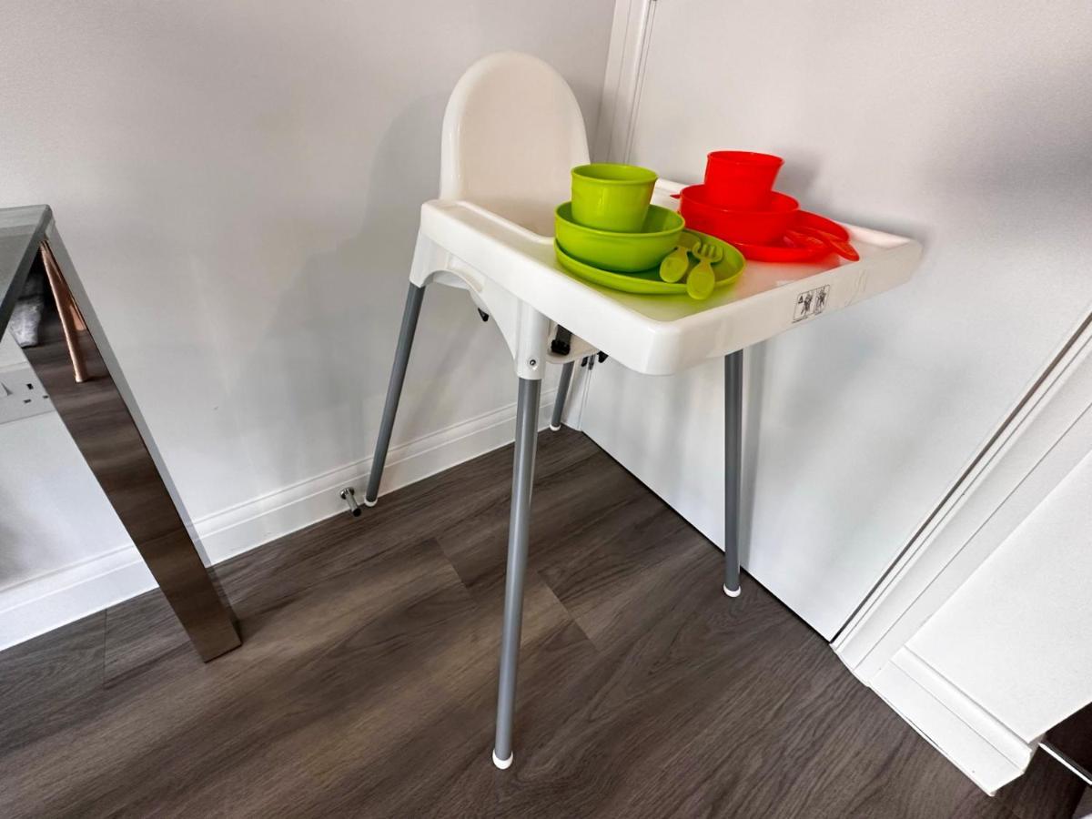 Apartment Luxury 4 Bed House With Gated Parking In The Heart Of Birmingham! Birmingham