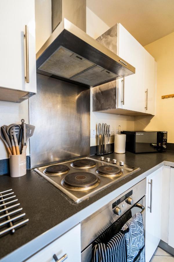 New Luxury Centre By Azura Nights Apartment Birmingham