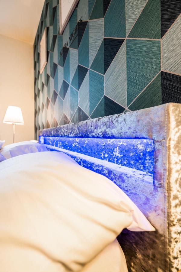 New Luxury Centre By Azura Nights * Birmingham