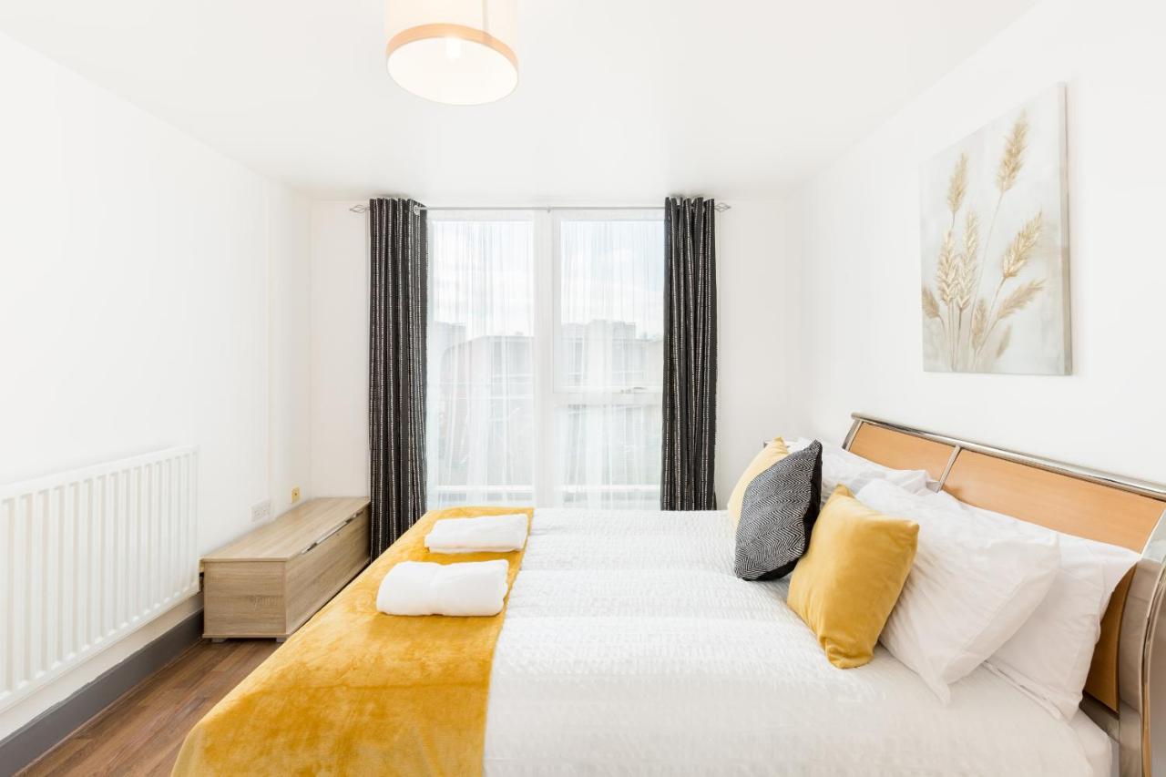 Apartment Comfort Living *