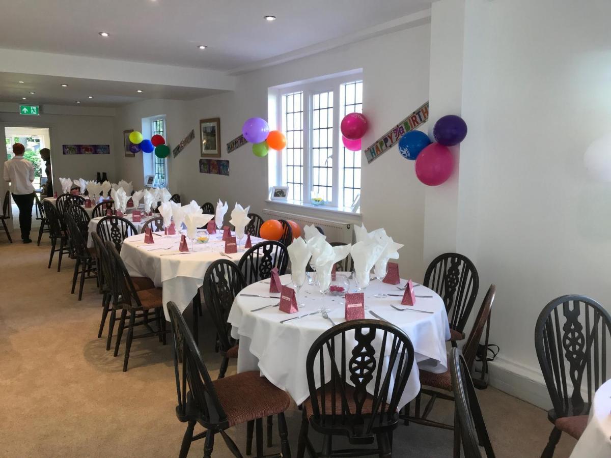 Old Farm Hotel 3*