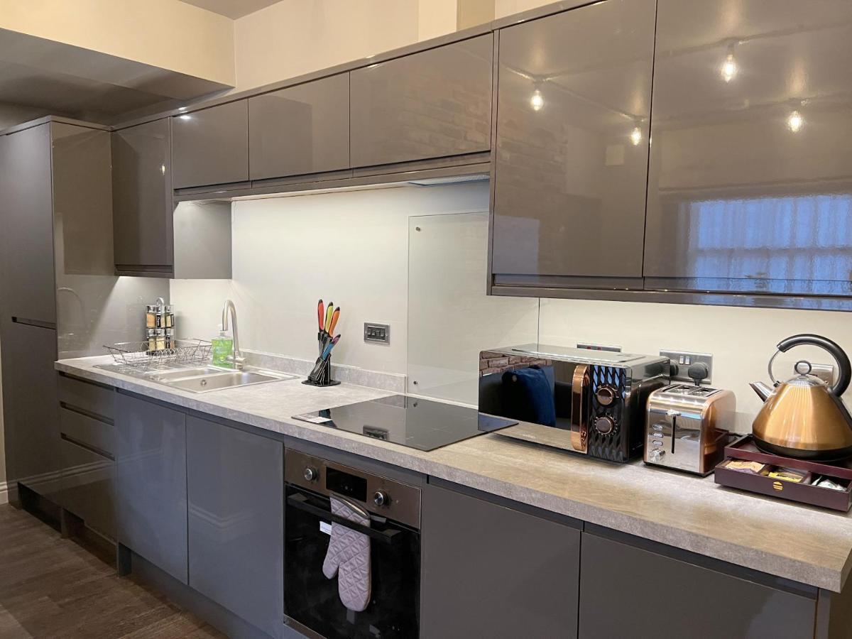 Centre Luxury Silver Forge - Two Bedroom With Office - Brand New