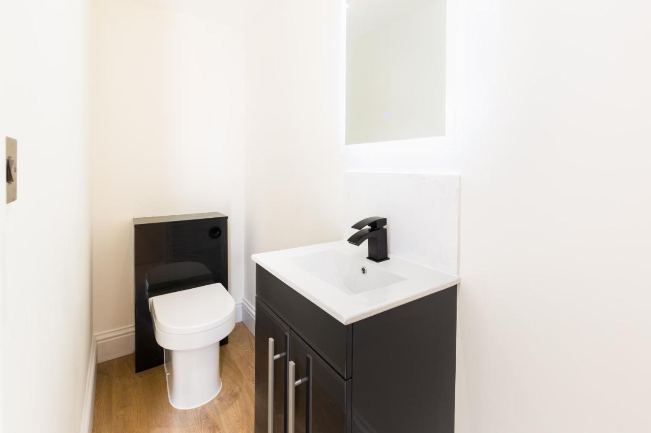 Sydenham Place: Premium Penthouses In Birmingham's Jewellery Quarter Apartment