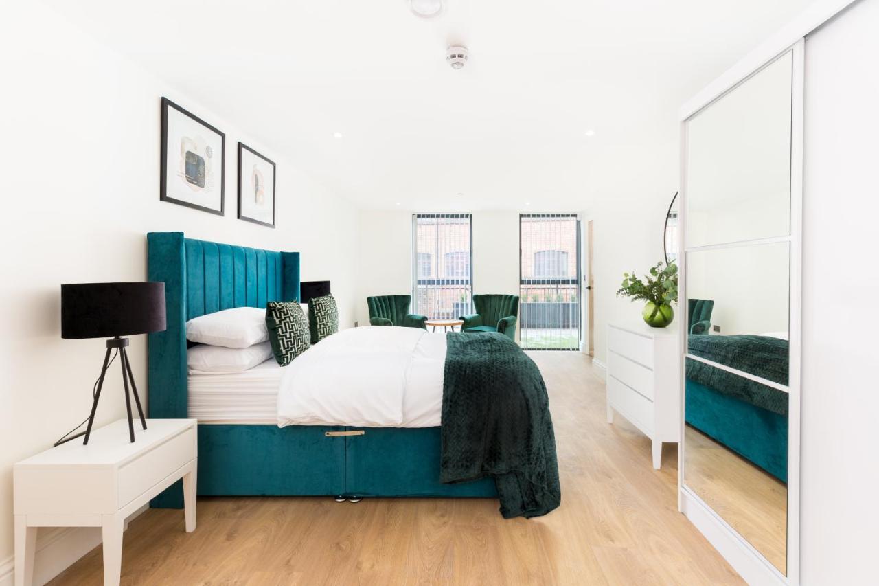 Sydenham Place: Premium Penthouses In Birmingham's Jewellery Quarter Apartment