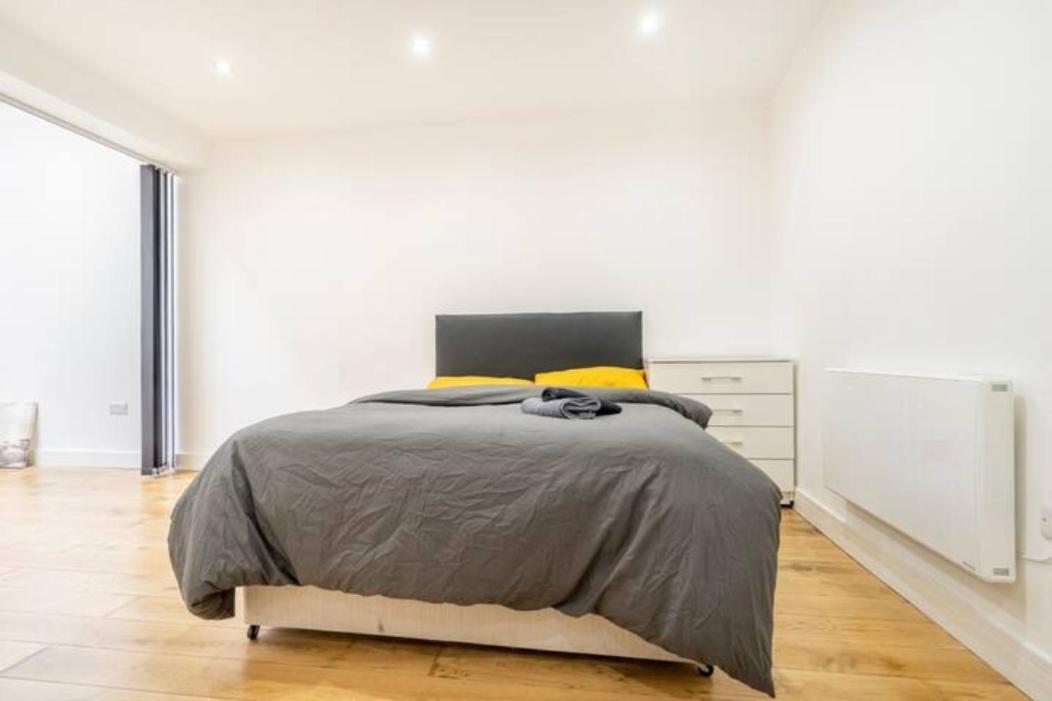 Beautiful Flat Available Next To The Center