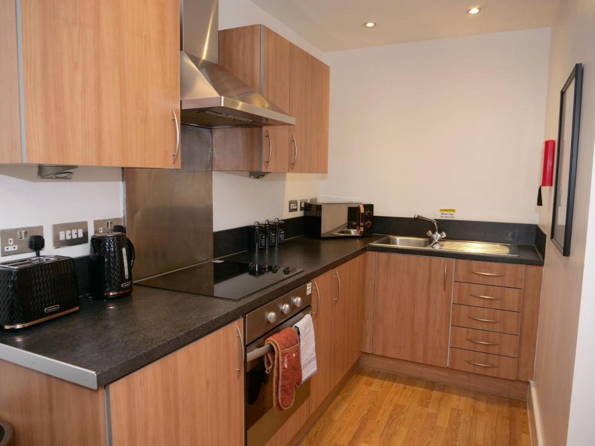 Arcadian One Bedroom - Sofa Bed - Balcony - Centre