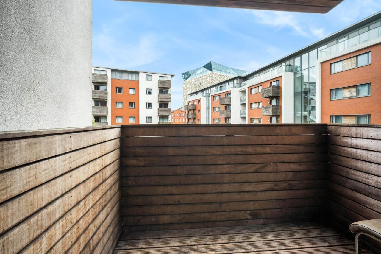 Centre - Private Balcony - Rated