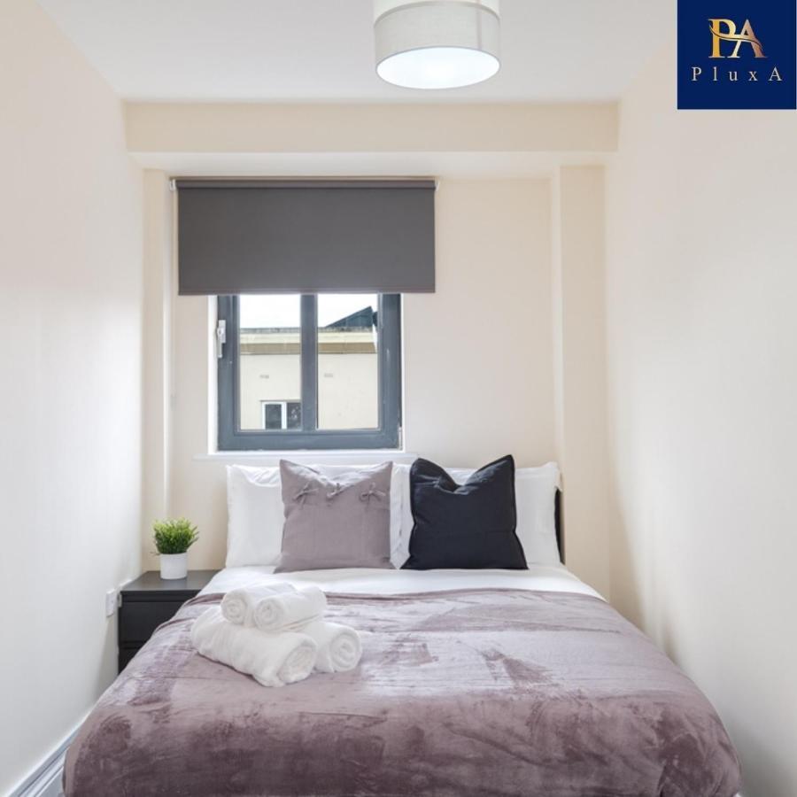 Pluxa Claassy Visit Centre Spacious With Free Parking Birmingham