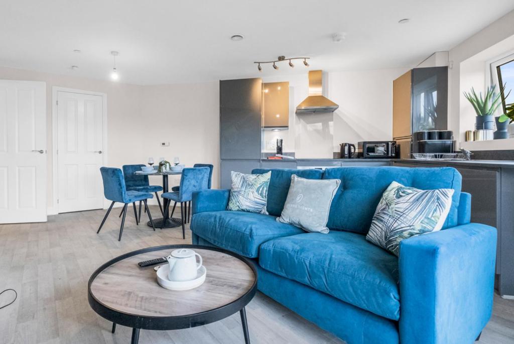Unique 4 Bed For Families & Contractors 靠近唐人街