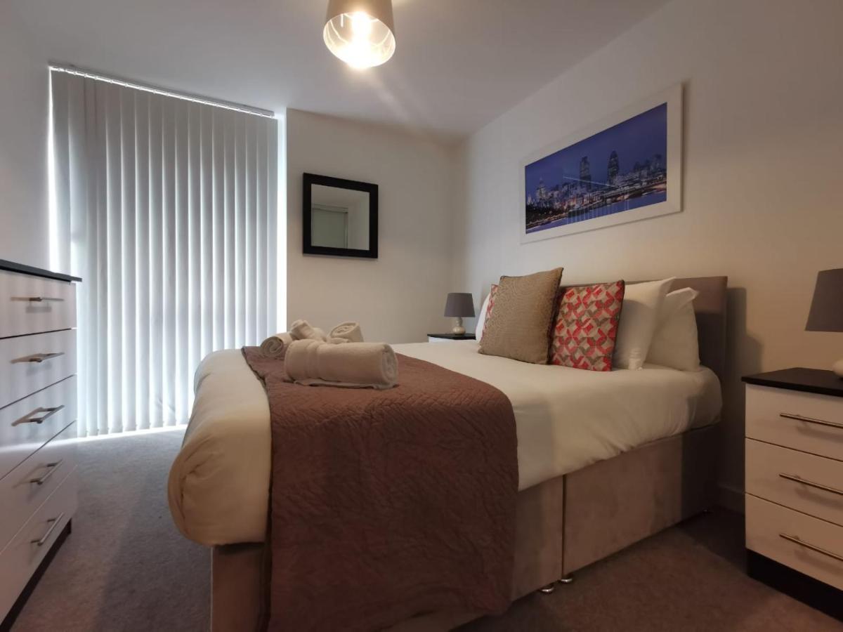 Spacious Centre At Lexington Gardens By Hf Group *