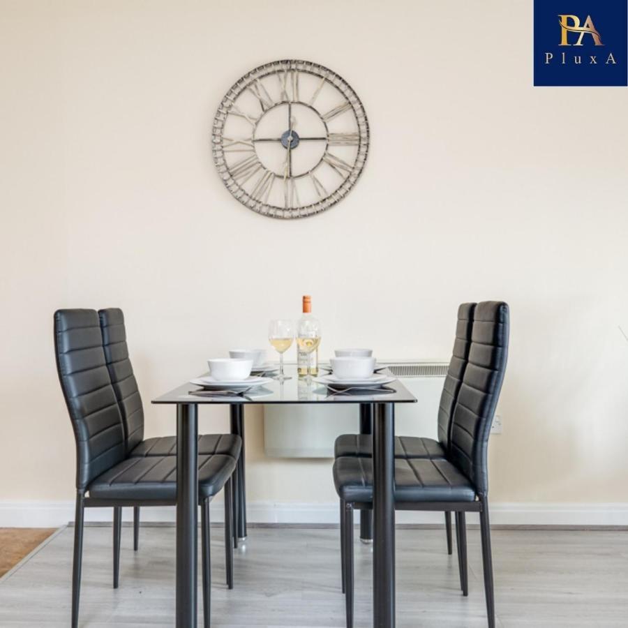 Pluxa Claassy Visit Centre Spacious With Free Parking Apartment Birmingham