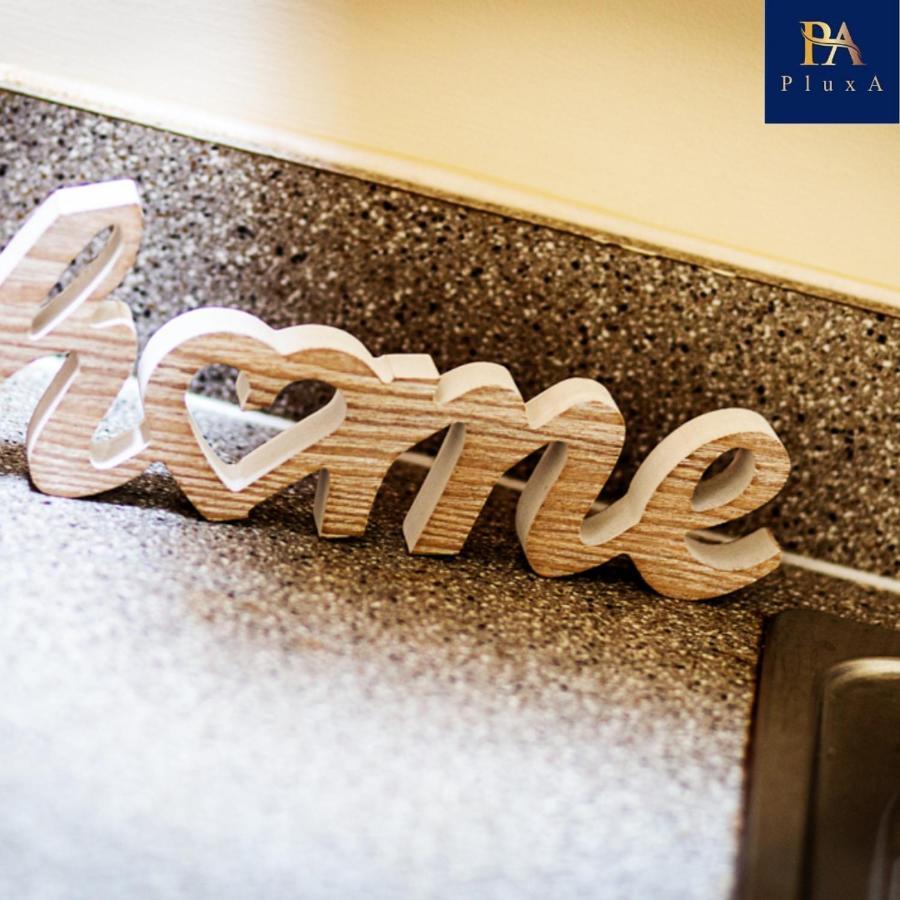 Pluxa Claassy Visit Centre Spacious With Free Parking Apartment *