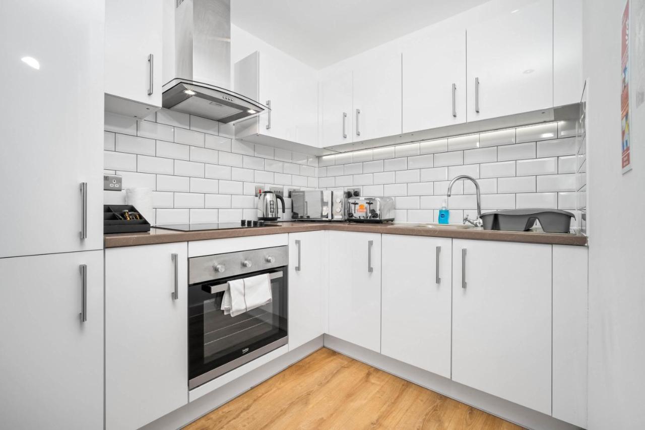 Bed & Breakfast Onyx O2 Arena Brindley Place Broad Street Large Spacious Birmingham