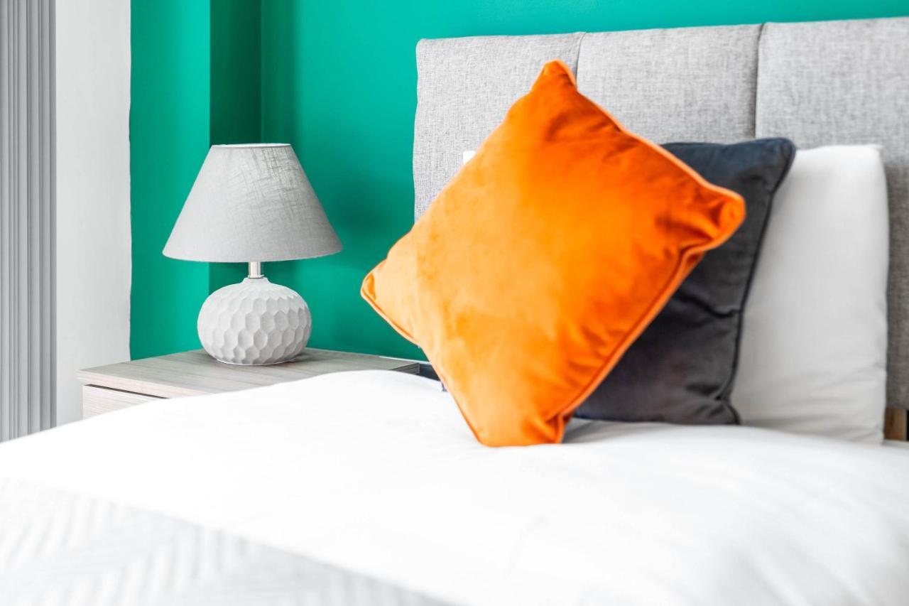 Onyx O2 Arena Brindley Place Broad Street Large Spacious Bed & Breakfast
