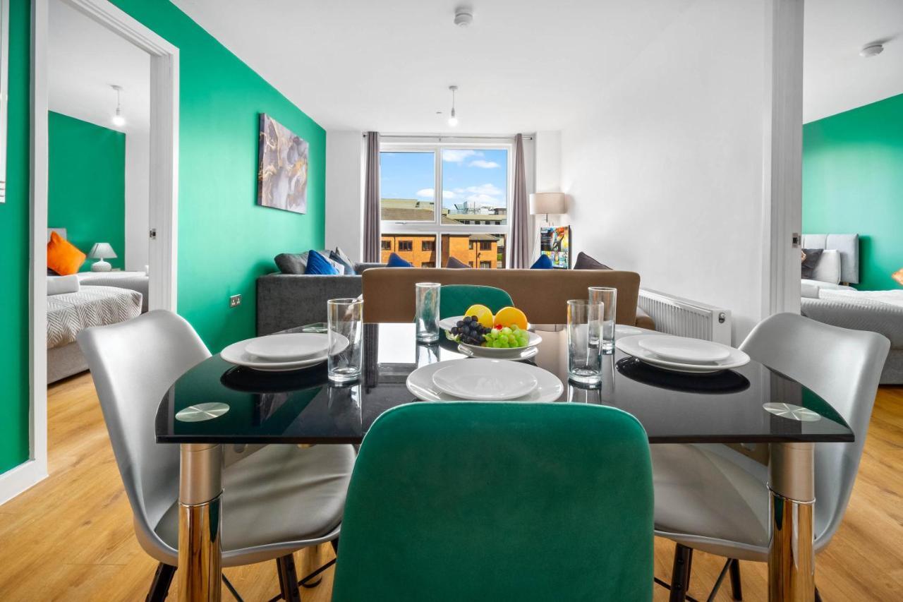Onyx O2 Arena Brindley Place Broad Street Large Spacious 2* Birmingham