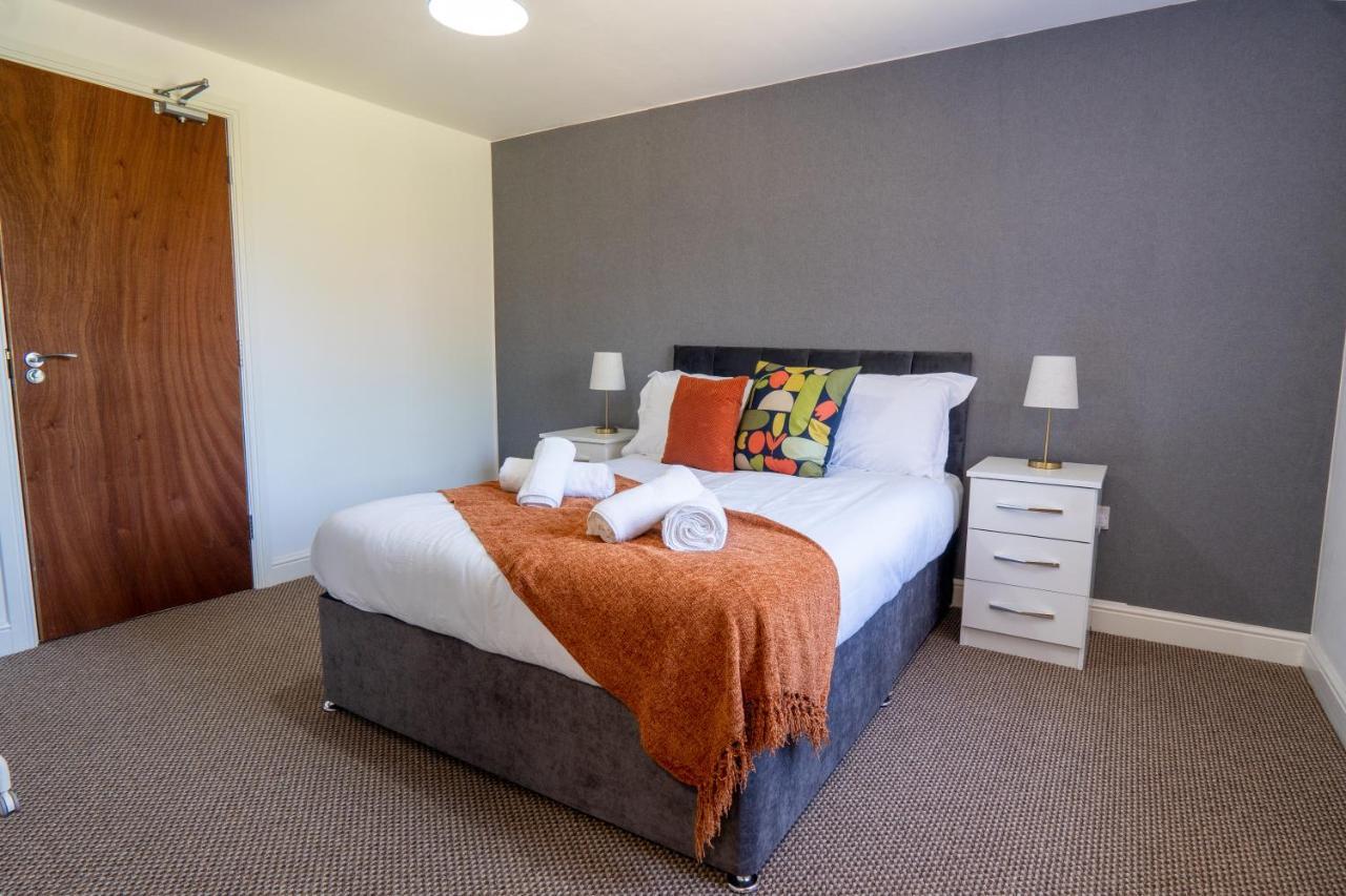 Holiday home Heartland House, 7 Spacious Bedrooms Sleeps 4 Plus, Near Nec, Jlr,bhx