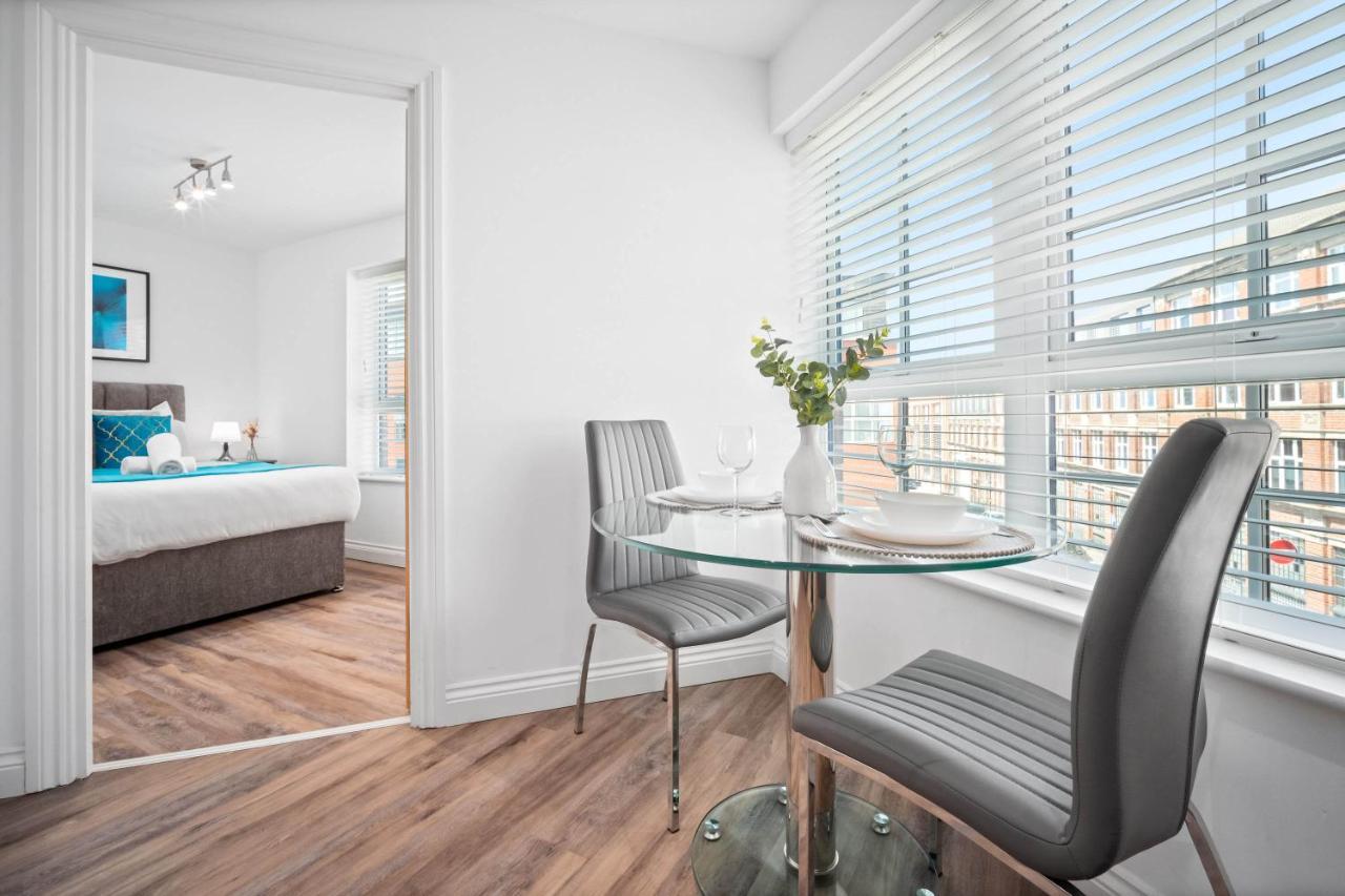 Centre - New - Smart Tv - Wifi - Intercom - Rated * Birmingham