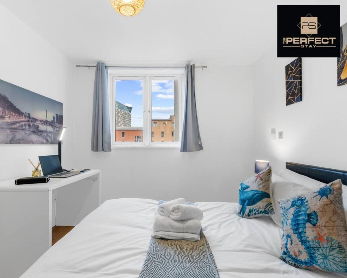 Mercury Centre Netflix Dedicated Workspace By Your Perfect Short Lets