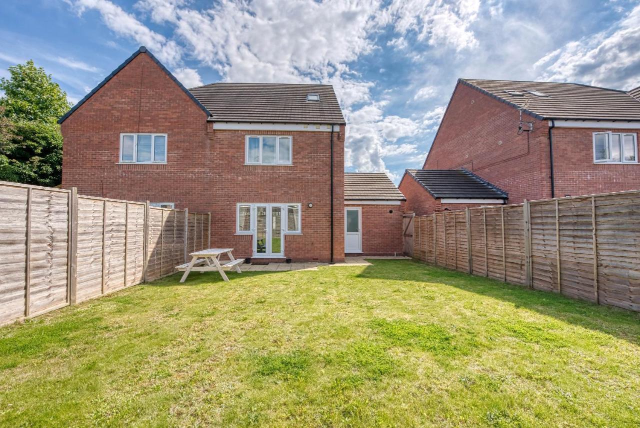 Holiday home Luxurious Private Parking Wifi - Near To Nec And Qeh *