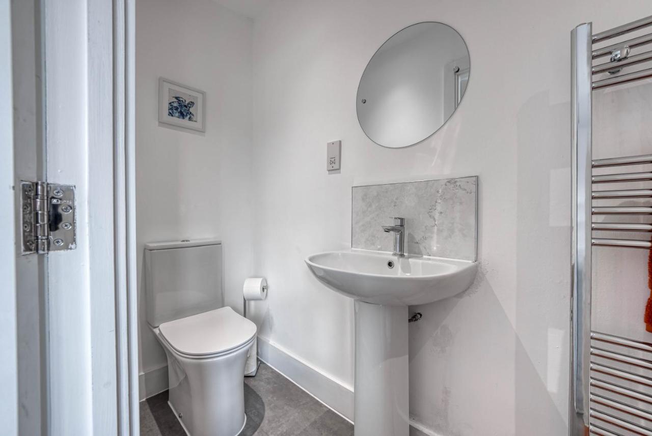 Holiday home Luxurious Private Parking Wifi - Near To Nec And Qeh *