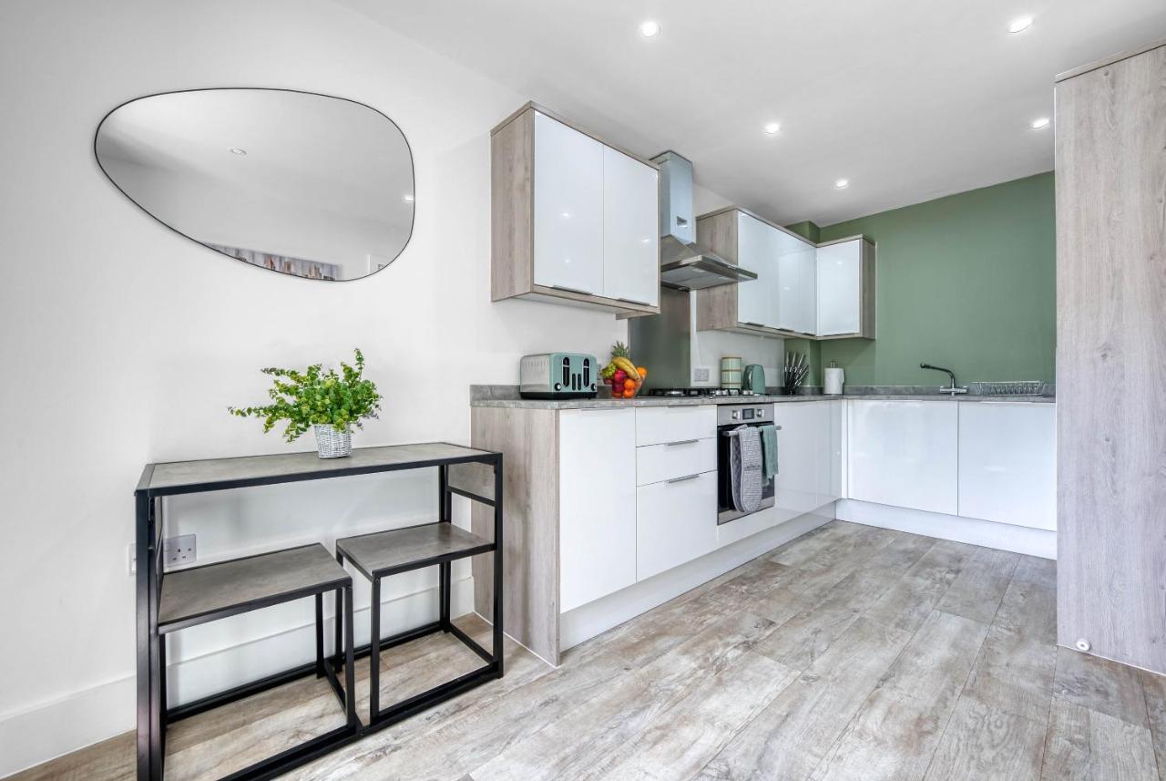 Holiday home Luxurious Private Parking Wifi - Near To Nec And Qeh Birmingham