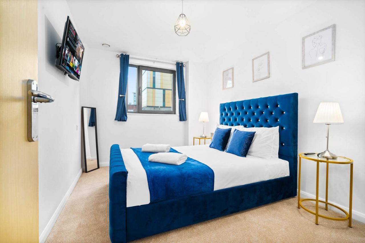 Apartment New Luxury Centre By Azura Nights