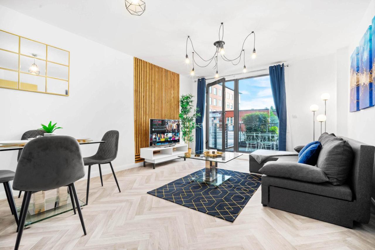 New Luxury Centre By Azura Nights