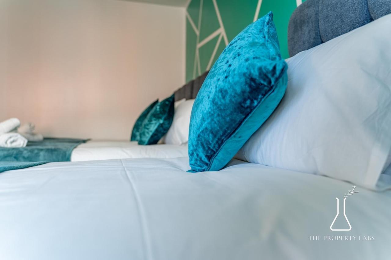 Luxury Townhouse: Centre Balcony & Free Parking Birmingham