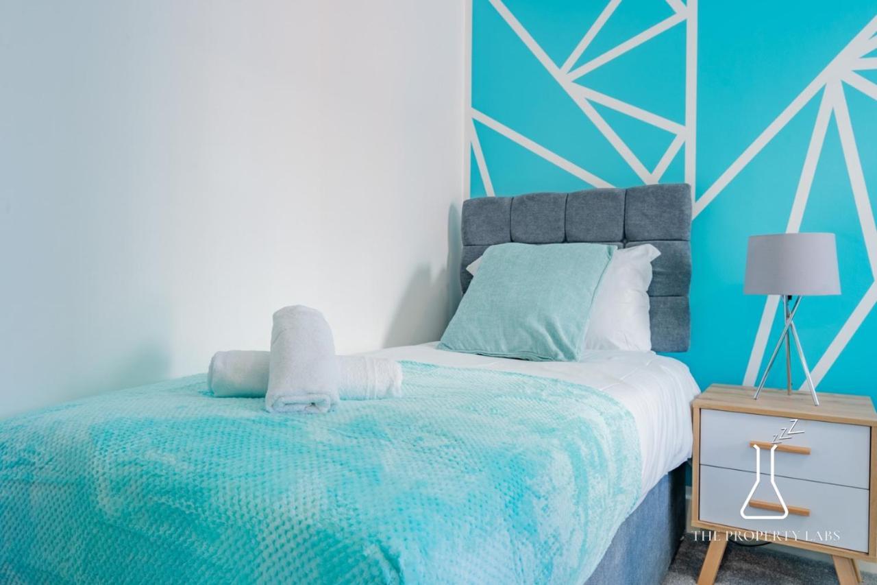 Luxury Townhouse: Centre Balcony & Free Parking Birmingham