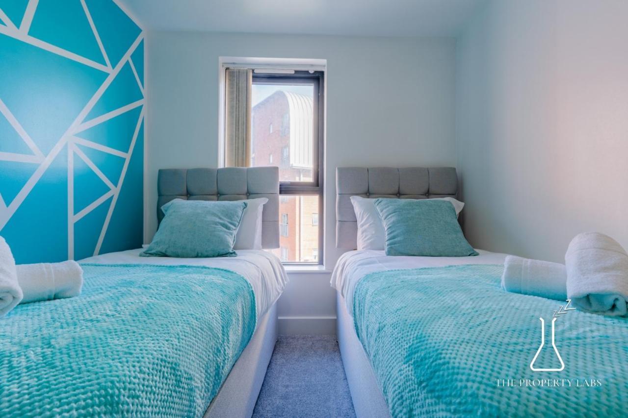 Apartment Luxury Townhouse: Centre Balcony & Free Parking Birmingham