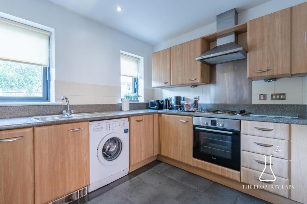 Apartment Luxury Townhouse: Centre Balcony & Free Parking *