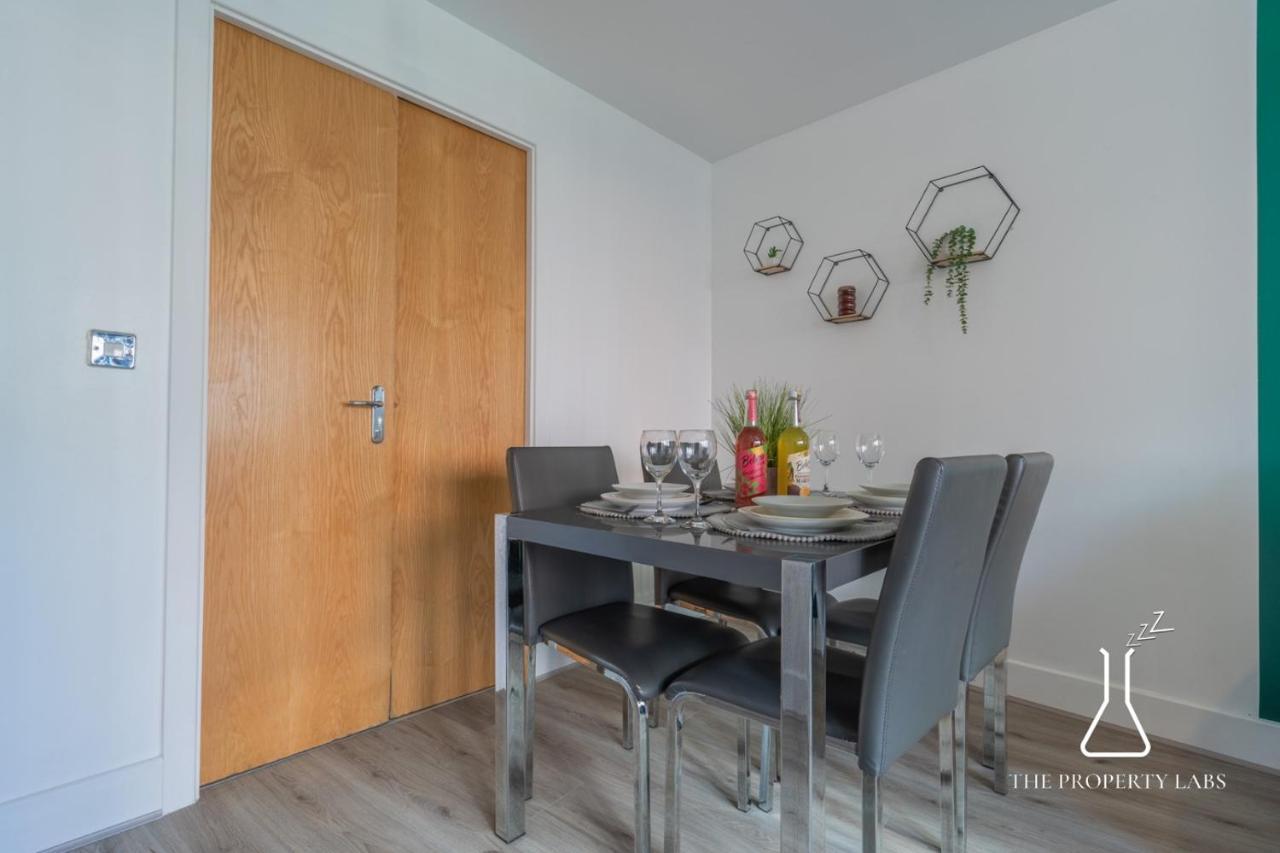 Apartment Luxury Townhouse: Centre Balcony & Free Parking Birmingham