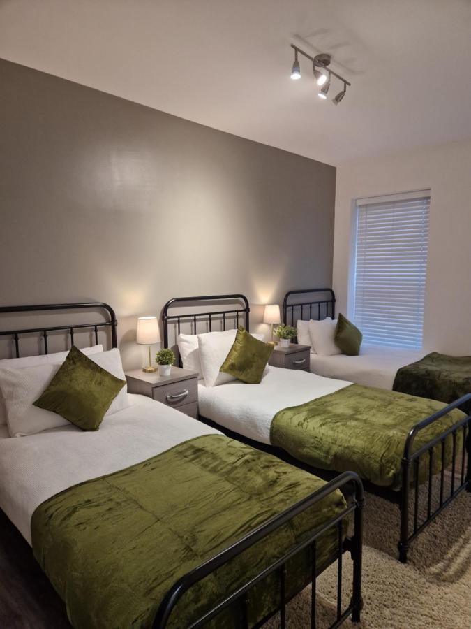 Large Jewellery Quarter - Sleeps 7! New Apartment Birmingham