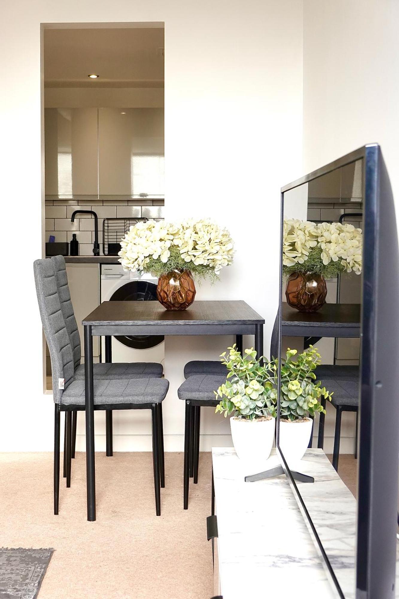 Modern Luxurious * Birmingham