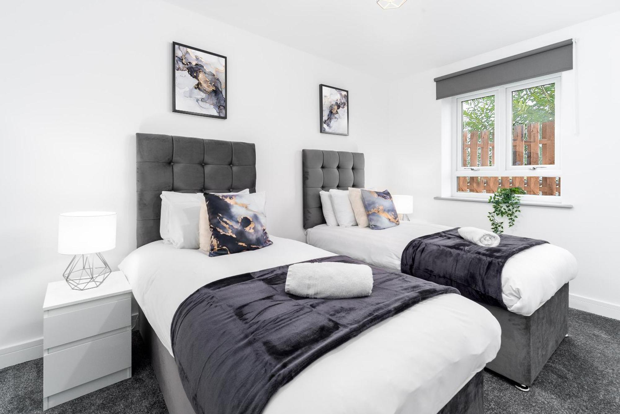 Apartment Luxury - 2 Bedrooms - Balcony - Secure Parking - 3mc Birmingham