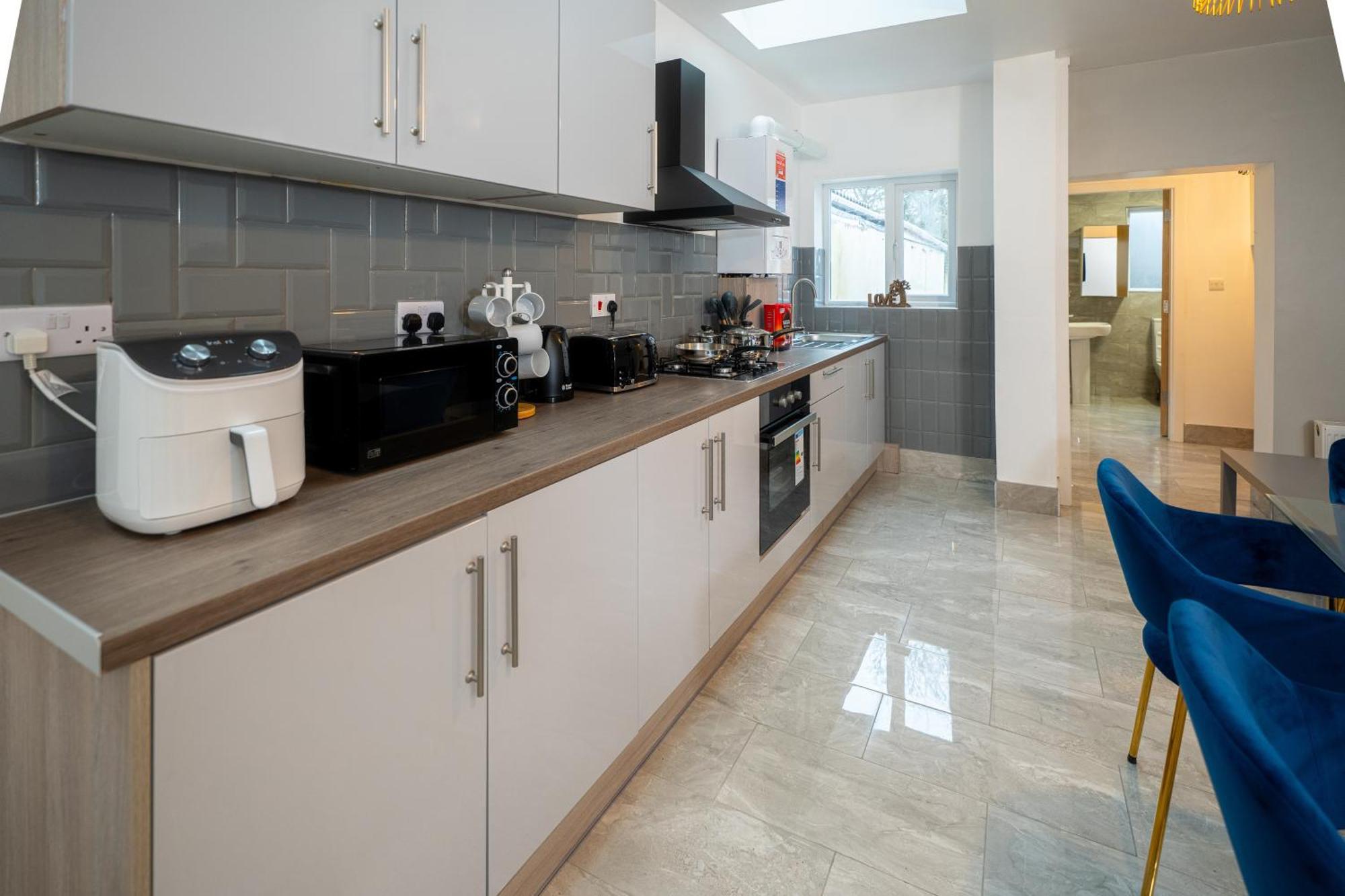 Kunda House Coventry Road Guest house