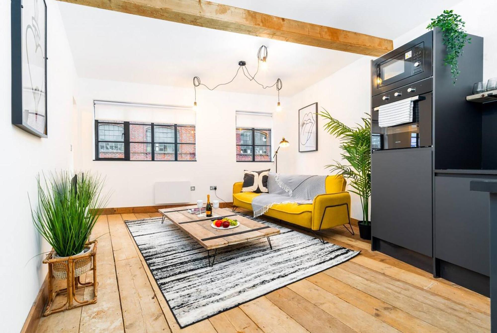 Apartment Loft - Near Centre - Smart Tv- Wifi - Netfix - Parking - Rated - 2nt *