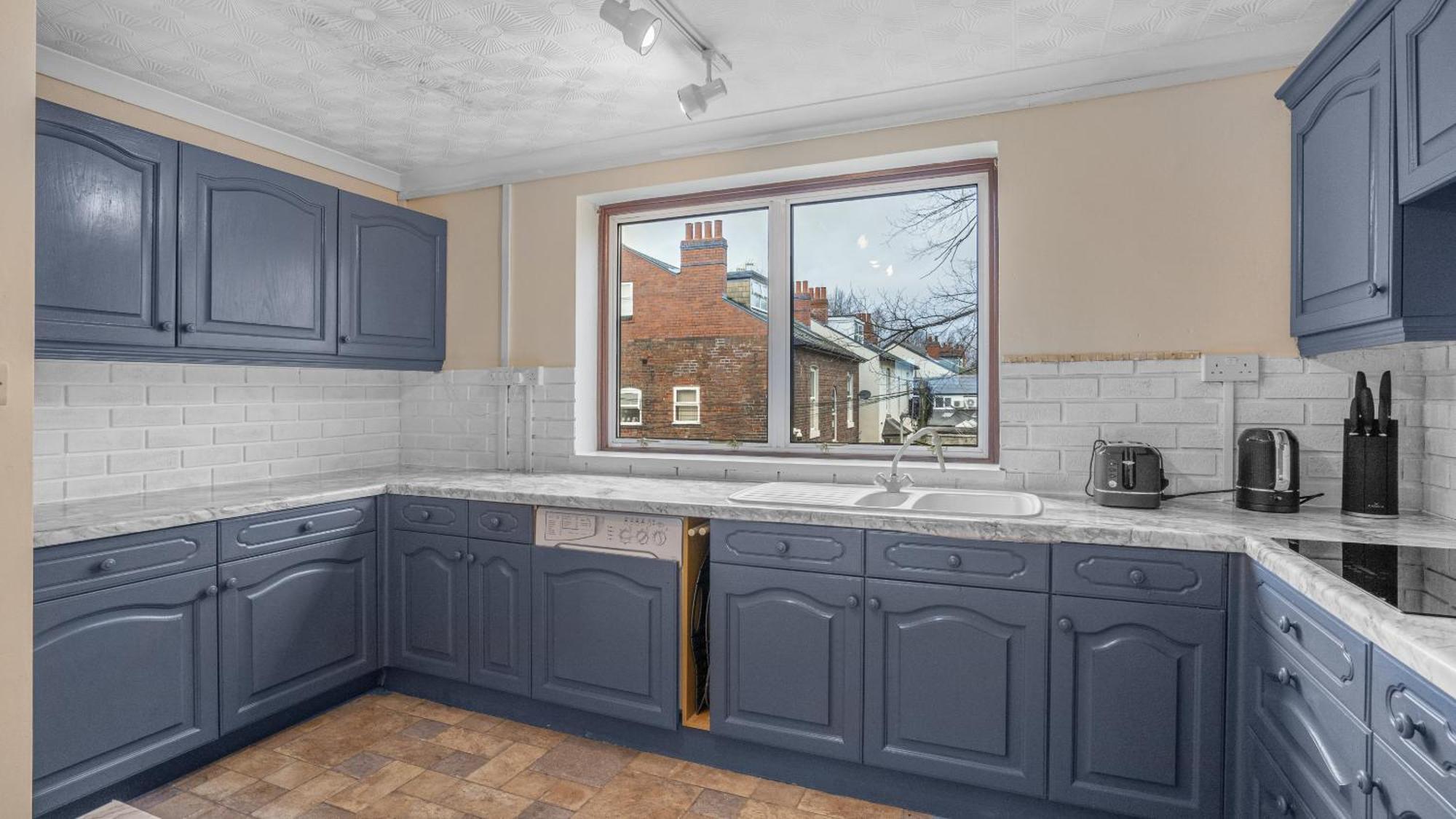 Apartment Park Avenue - An Executive 2 Bed With A Private Bathroom In City Centre, 5 Mins To City Hospital Birmingham
