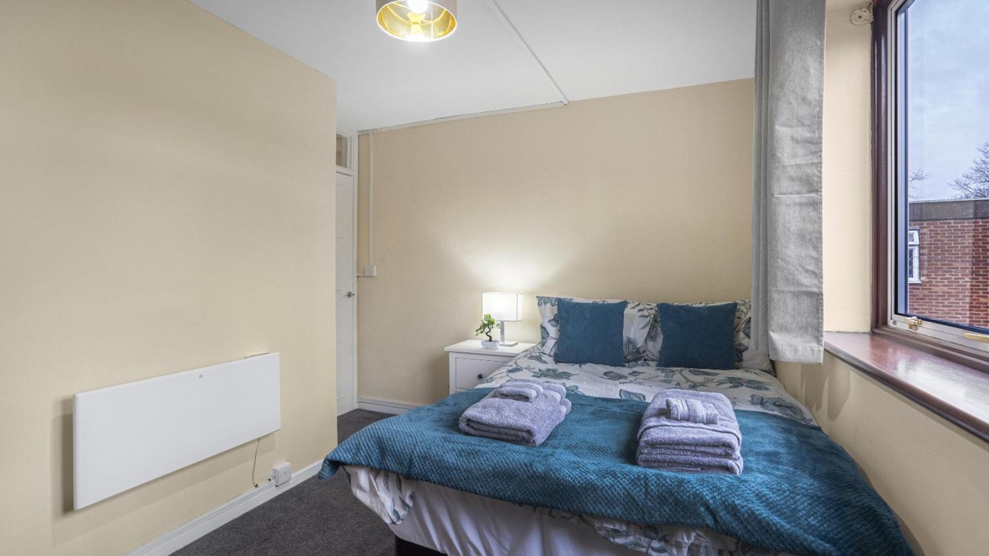 Park Avenue - An Executive 2 Bed With A Private Bathroom In City Centre, 5 Mins To City Hospital * Birmingham