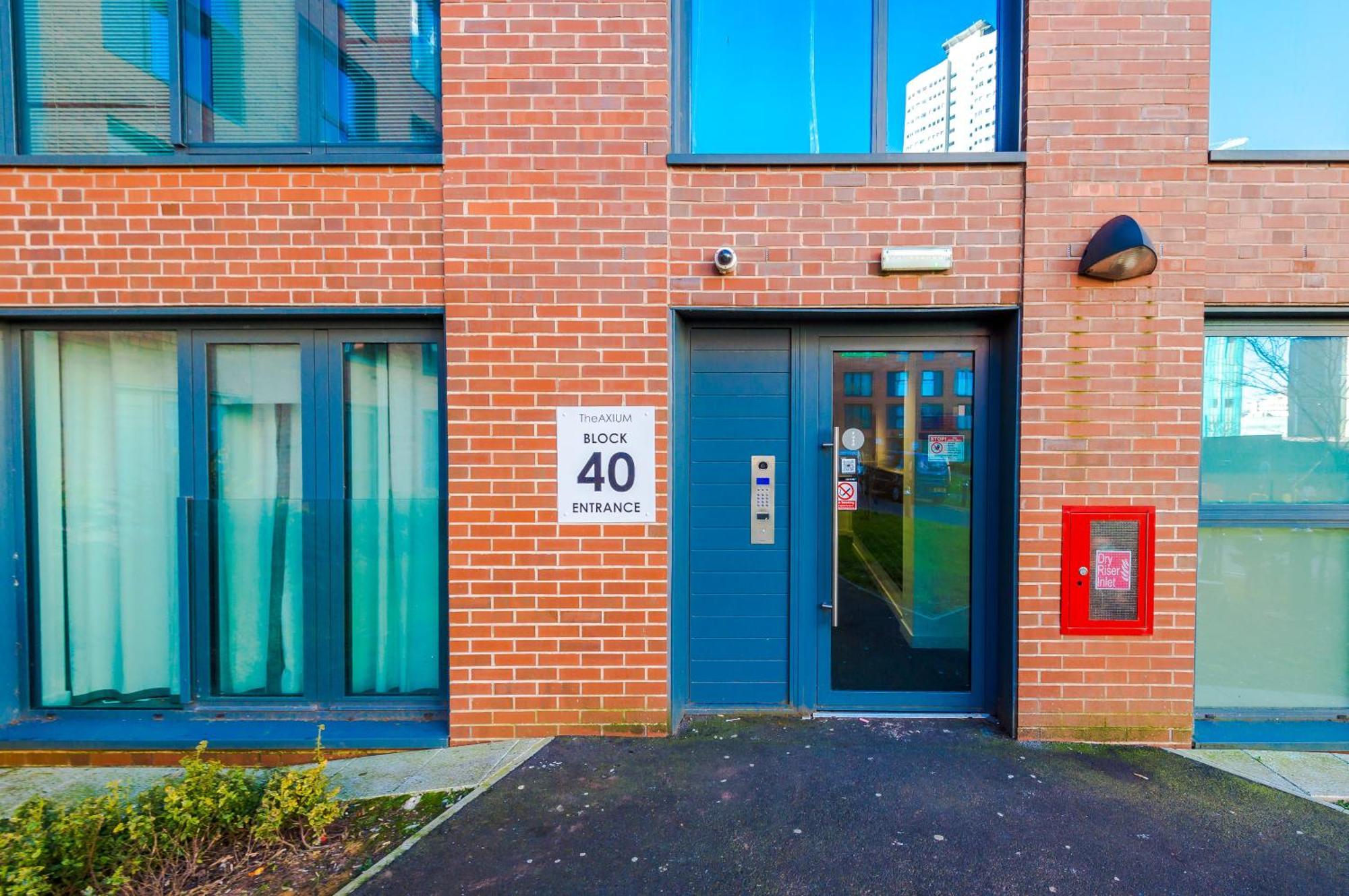 The Windmill - Long Term Discounts, Fast Wifi, Groceries, Up To 6 People Apartment