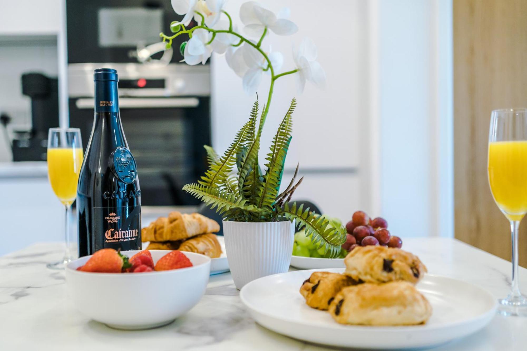 Apartment The Windmill - Long Term Discounts, Fast Wifi, Groceries, Up To 6 People *