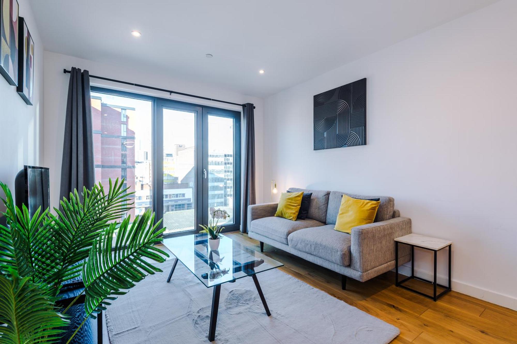 The Windmill - Long Term Discounts, Fast Wifi, Groceries, Up To 6 People Apartment *