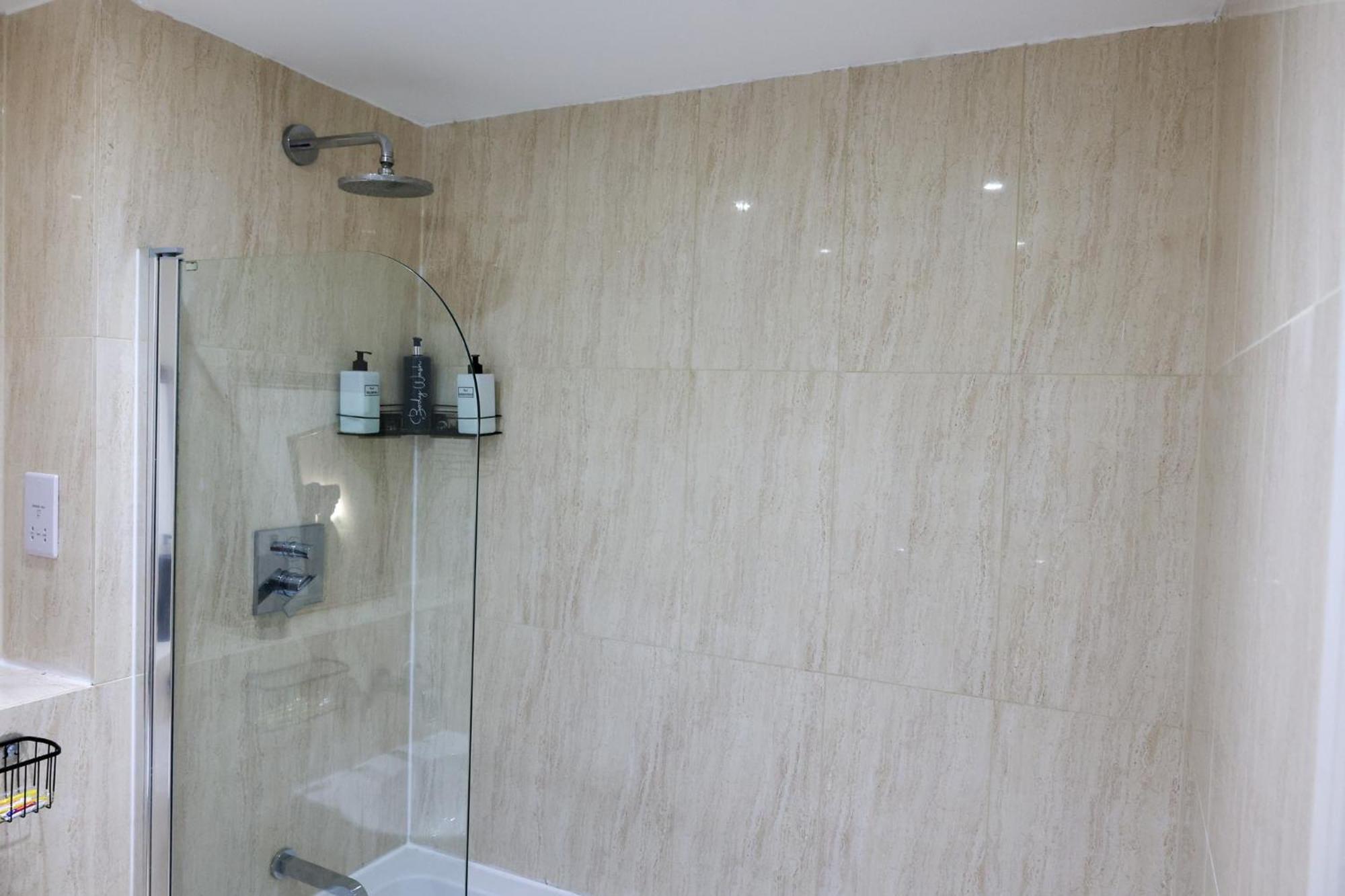 Apartment Centrally Located 1br Near Edg Cricket, Of Bham, Priory Hospital & Cannon Hill Park Birmingham