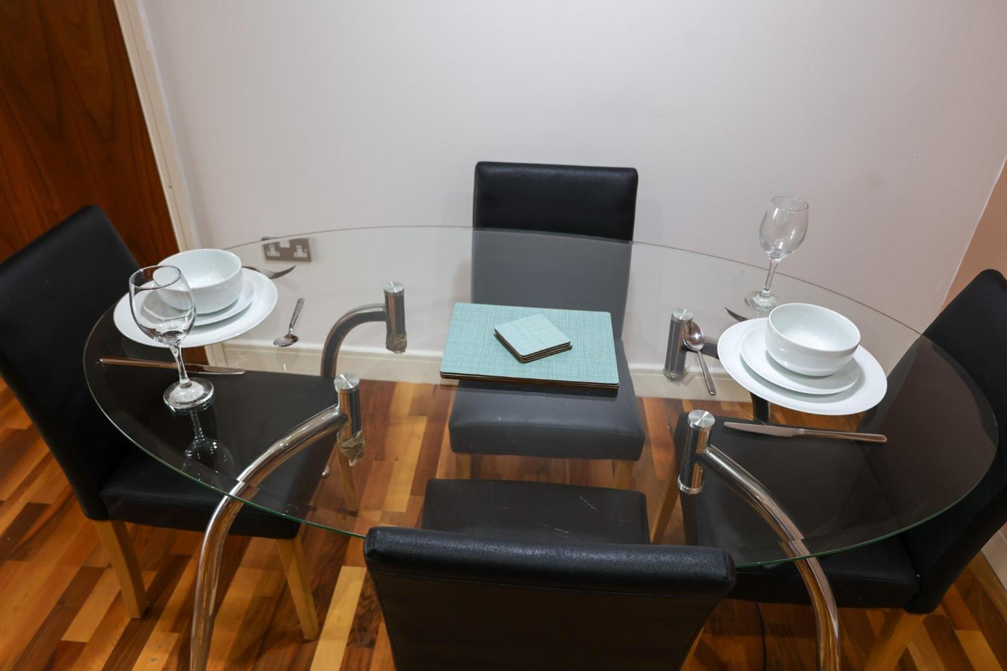 Centrally Located 1br Near Edg Cricket, Of Bham, Priory Hospital & Cannon Hill Park * Birmingham
