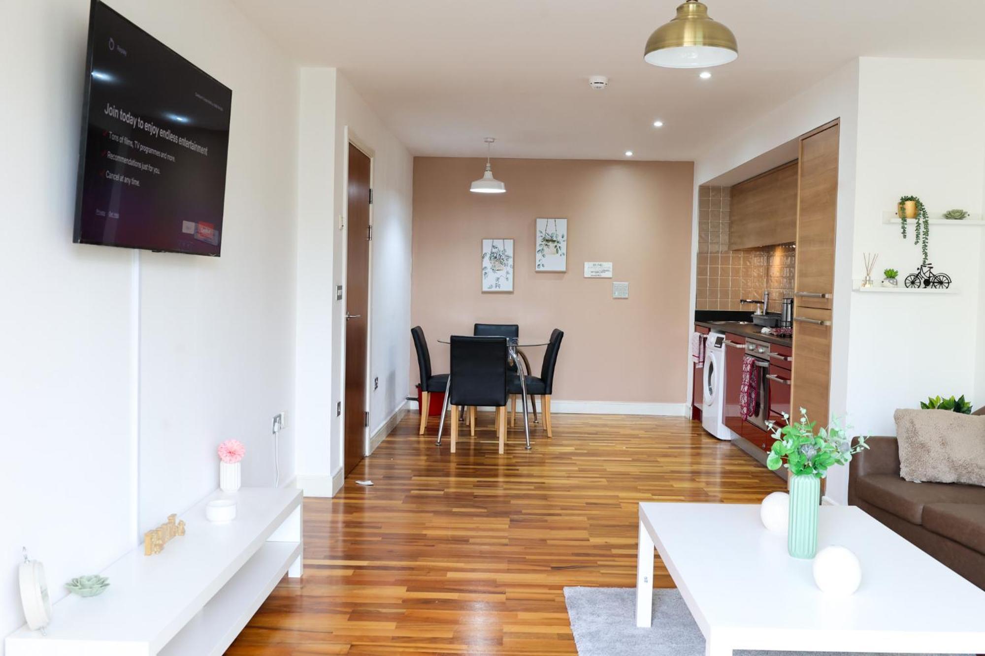 Centrally Located 1br Near Edg Cricket, Of Bham, Priory Hospital & Cannon Hill Park Apartment Birmingham