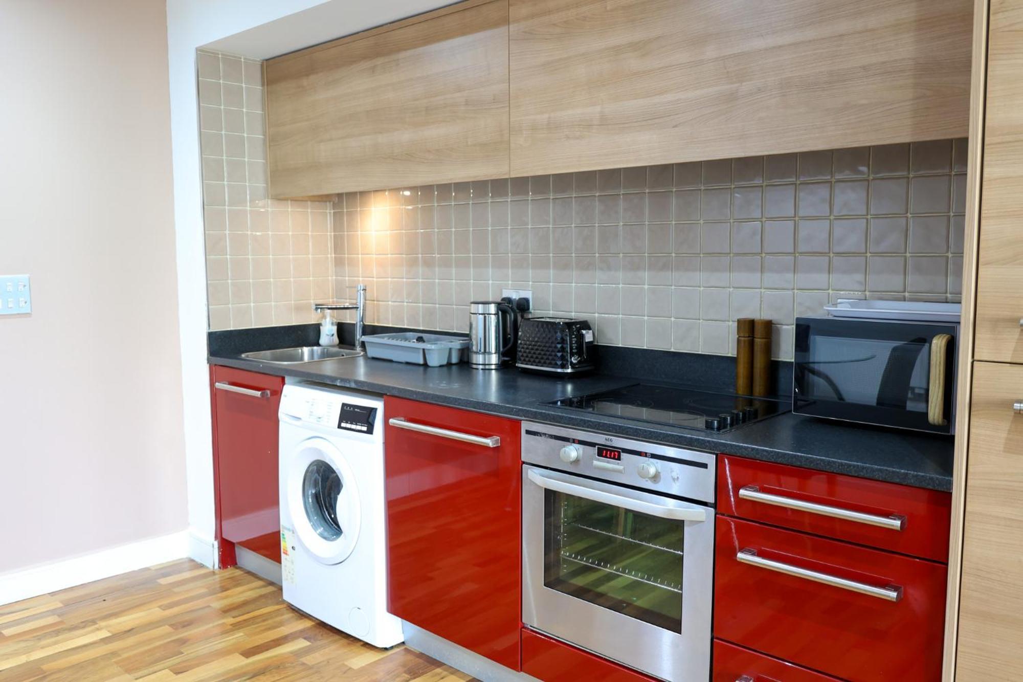 Centrally Located 1br Near Edg Cricket, Of Bham, Priory Hospital & Cannon Hill Park Birmingham