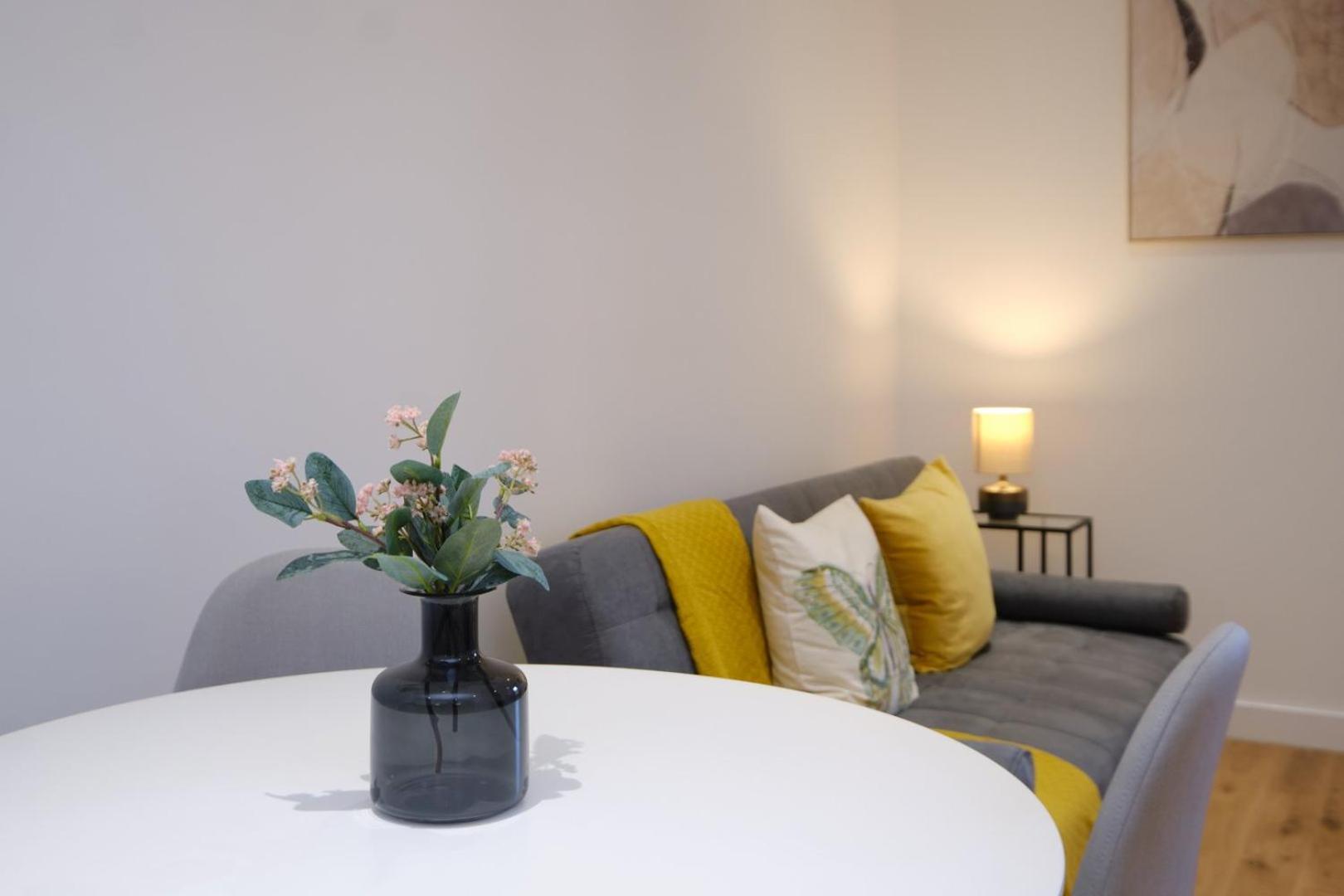 Apartment Tv | Near Key Attractions | Quality Staycation *