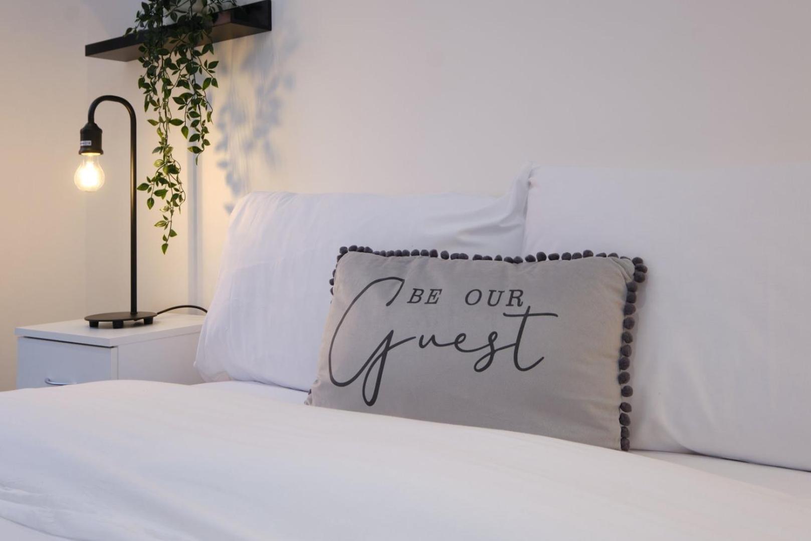 Tv | Near Key Attractions | Quality Staycation *